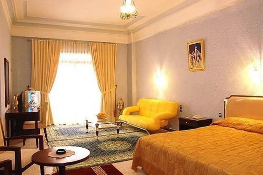 Hotel Le Majestic Аннаба Екстер'єр фото