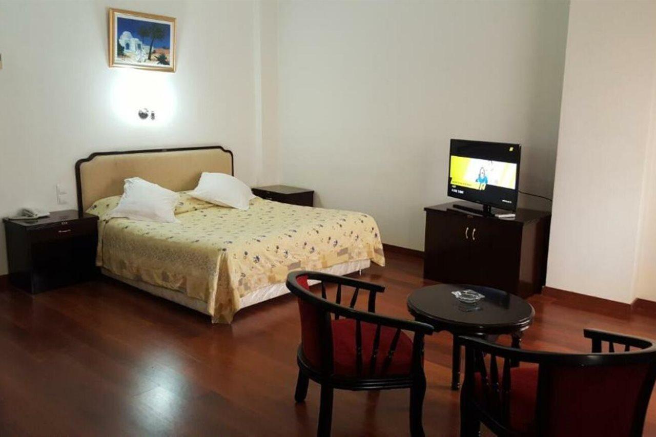 Hotel Le Majestic Аннаба Екстер'єр фото